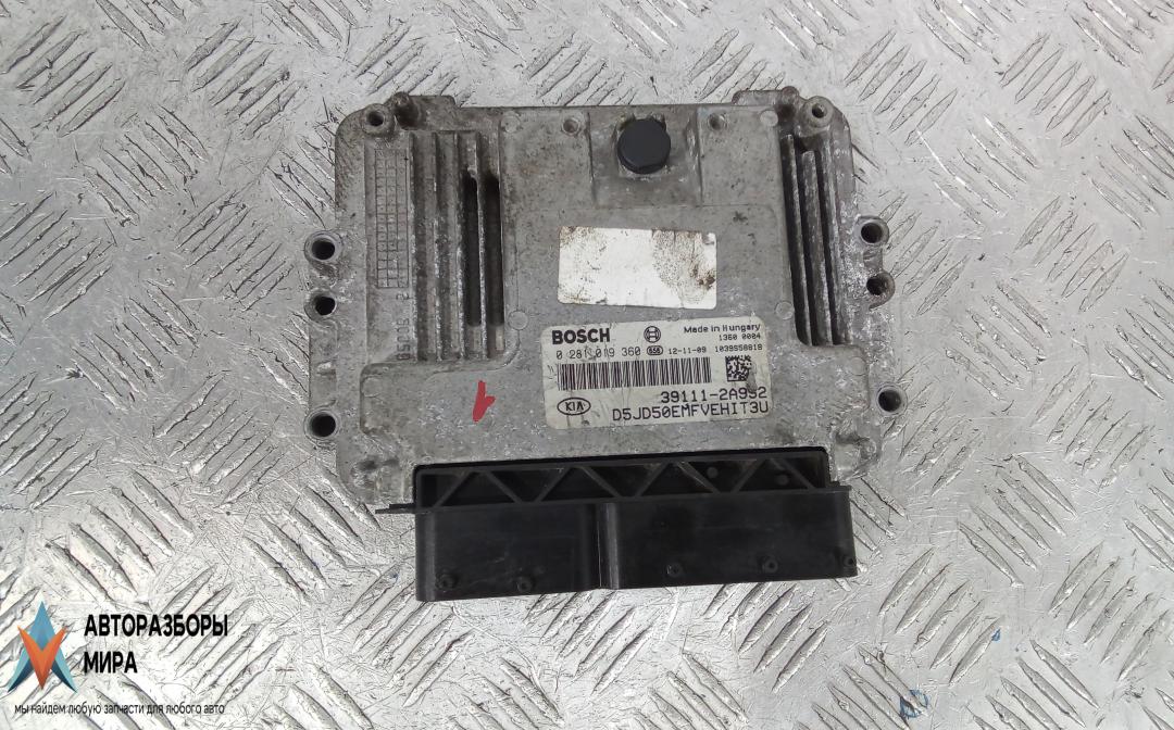 ЭБУ Kia Ceed 2 поколение 2013, 1.6 л., дизель, МКПП, хетчбэк 5 дв., 0281019360 - фото №1