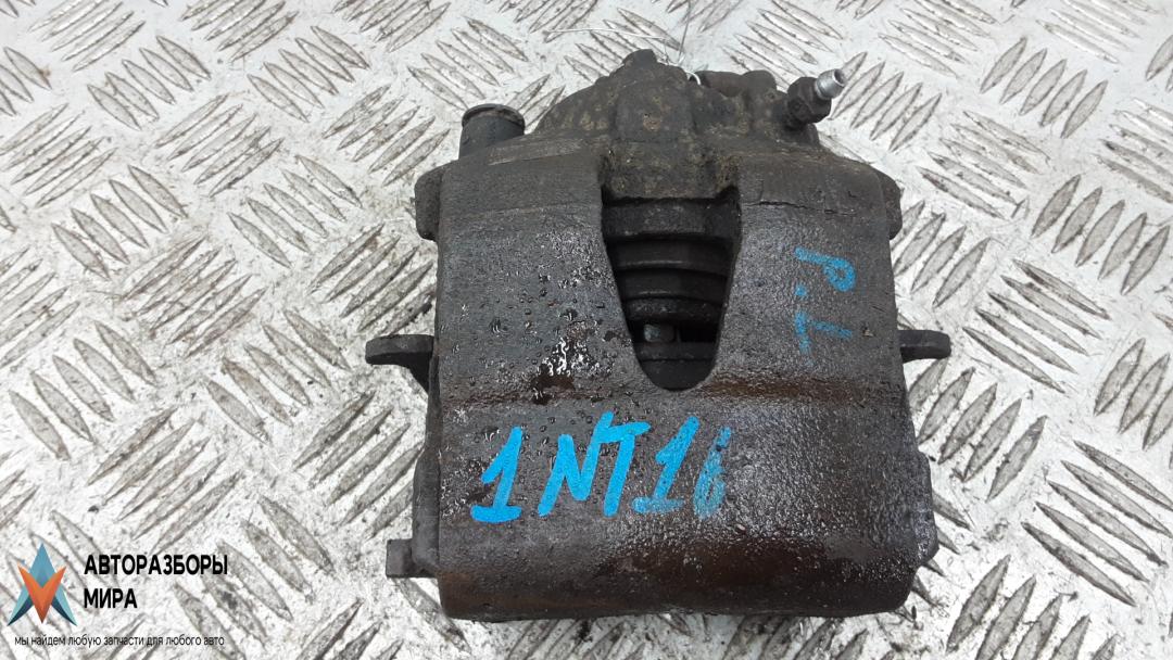 суппорт передний левый Skoda Octavia 3 поколение (A7) 2014, 1.6 л., дизель, МКПП, универсал, 5Q0615123 - фото №1