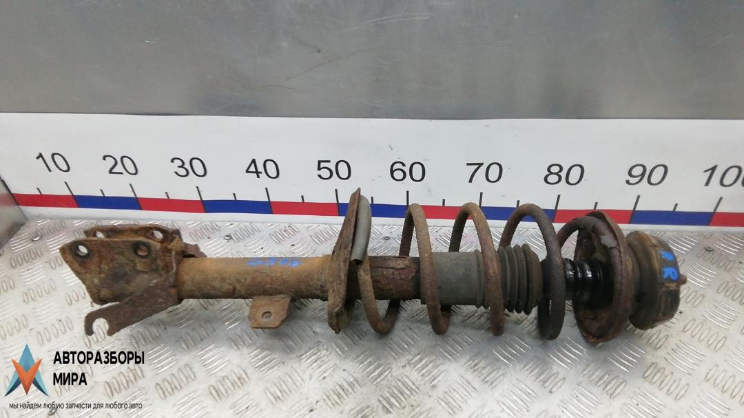 Стойка Renault Duster 1 поколение 2013, 1.5 л., дизель, МКПП, внедорожник 5 дв. - фото №1