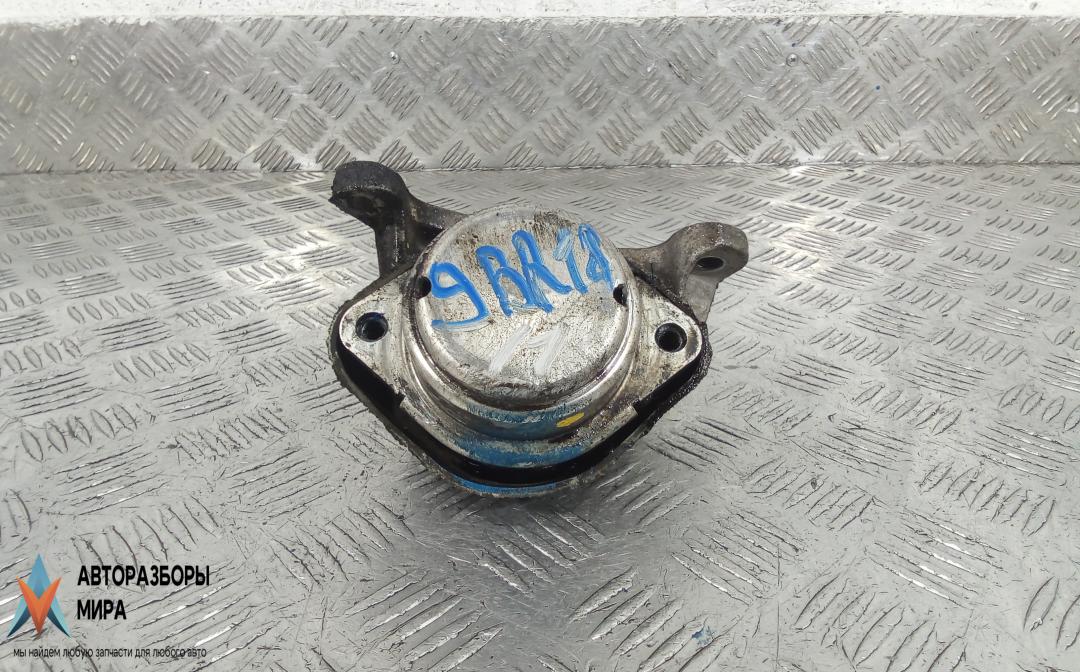 кронштейн КПП Audi A6 4F/C6 2006, 2.7 л., дизель, АКПП, универсал - фото №1