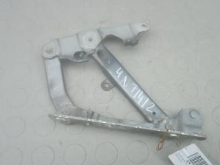 петля капота Mercedes-Benz CLS-Класс C219 [рестайлинг] 2009, 3.0 л., D 320CDI, дизель, АКПП, седан