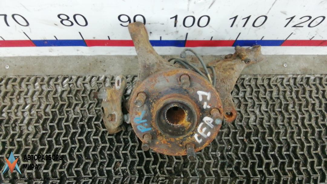 ступица передняя правая Toyota RAV4 3 поколение (XA30) 2006, 2.2 л., дизель, МКПП, внедорожник 5 дв. - фото №1