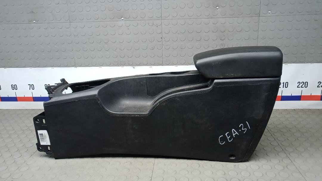 подлокотник Nissan Qashqai 1 поколение 2007, 1.5 л., дизель, МКПП, внедорожник 5 дв., 96910JD000, 96920JD00A - фото №1