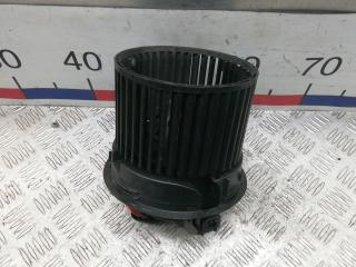 моторчик печки Dacia Sandero 2 поколение 2013, 1.2 л., бензин, МКПП, хетчбэк 5 дв.