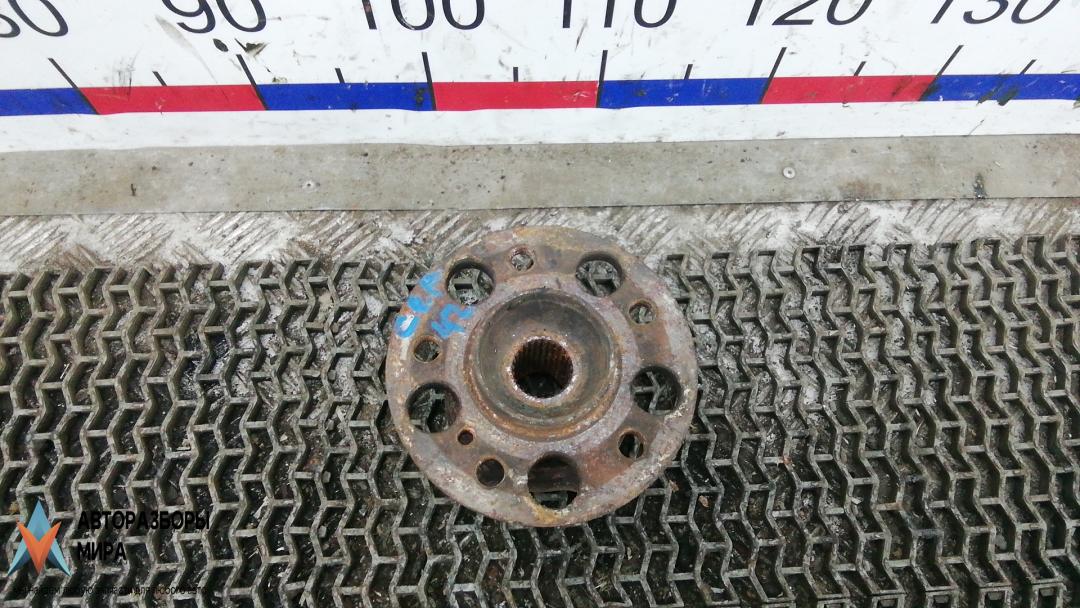 ступица задняя правая Mercedes-Benz E-Класс W212/S212/C207/A207 2009, 3.0 л., D E280 CDI, дизель, АКПП, седан - фото №1