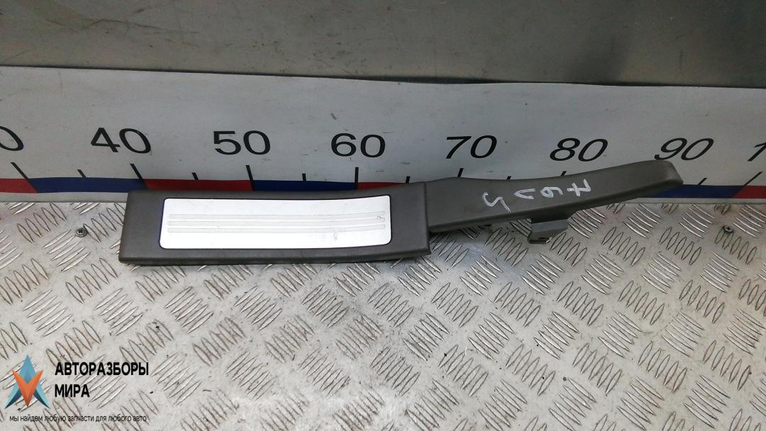 накладка на порог внутренняя Jaguar XF X250 2009, 2.7 л., дизель, АКПП, седан - фото №1