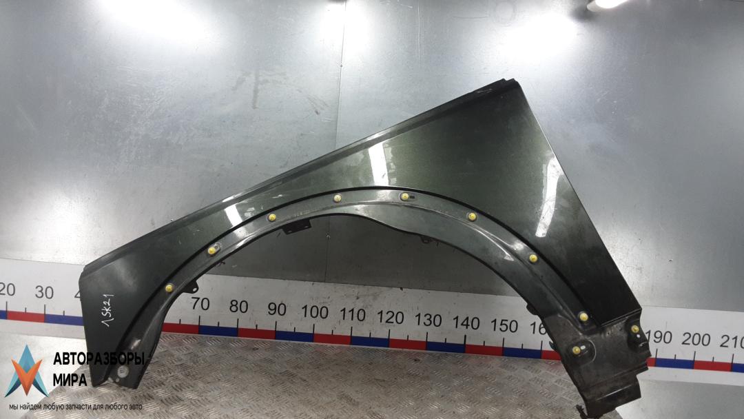 крыло переднее левое Land Rover Discovery 3 поколение 2005, 2.7 л., TD V6, дизель, АКПП, внедорожник 5 дв. - фото №1