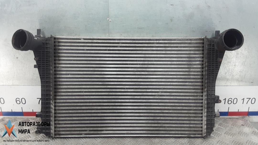 радиатор интеркулера Volkswagen Tiguan 1 поколение 2008, 2.0 л., дизель, МКПП, внедорожник 5 дв., 3C0145805P - фото №1