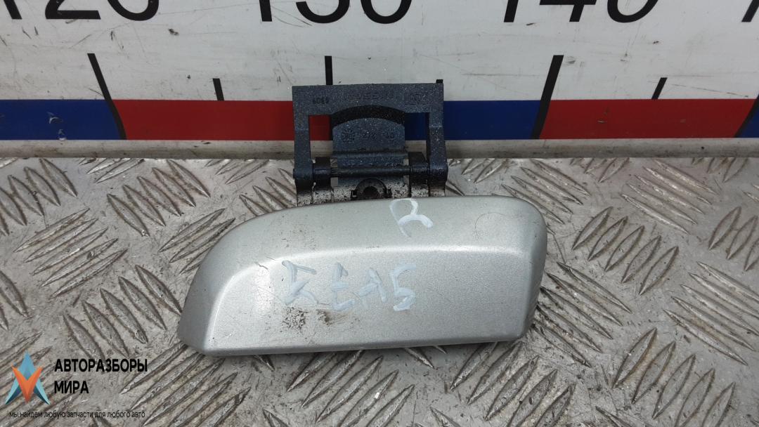 ручка наружная задняя правая Nissan Pathfinder R51 2007, 2.5 л., дизель, МКПП, внедорожник 5 дв. - фото №1