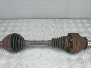полуось передняя левая (приводной вал, ШРУС) Volkswagen Touareg 1 поколение [рестайлинг] 2007, 3.0 л., дизель, АКПП, внедорожник 5 дв.