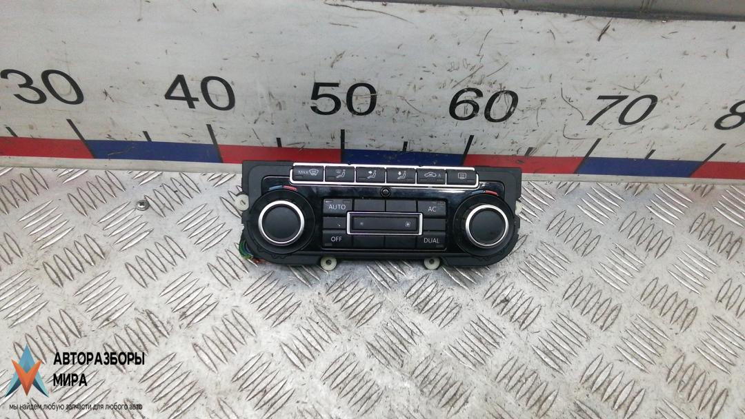 блок управления печки / климат-контроля Volkswagen Passat CC 1 поколение 2009, 2.0 л., дизель, МКПП, седан - фото №1