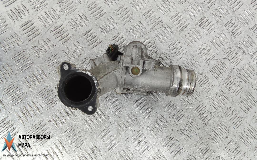 заслонка дроссельная Renault Duster 1 поколение 2013, 1.5 л., дизель, МКПП, внедорожник 5 дв. - фото №1