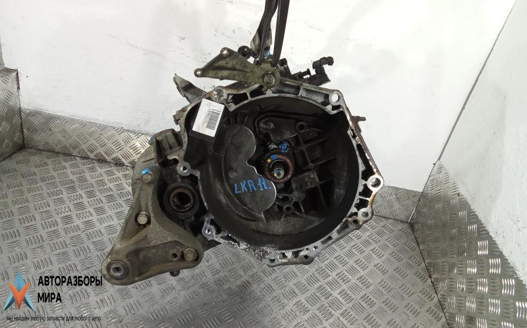 МКПП Opel Mokka 1 поколение 2014, 1.7 л., дизель, МКПП, внедорожник 5 дв., 55569878 - фото №1