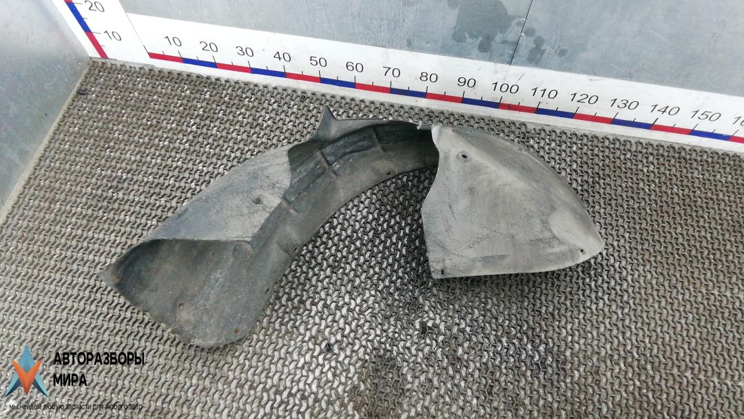 Подкрылок передний левый Skoda Octavia 2 поколение (A5) 2005, 1.9 л., дизель, МКПП, универсал, 1Z0809957 - фото №1