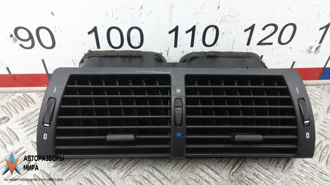 дефлектор обдува салона BMW X5 E53 2002, 3.0 л., дизель, МКПП, внедорожник 5 дв., 64228402221 - фото №1