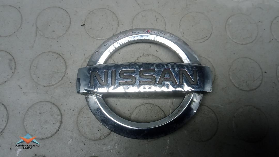 Значок на капот Nissan Murano Z50 2005, 3.5 л., бензин, АКПП, внедорожник 5 дв. - фото №1