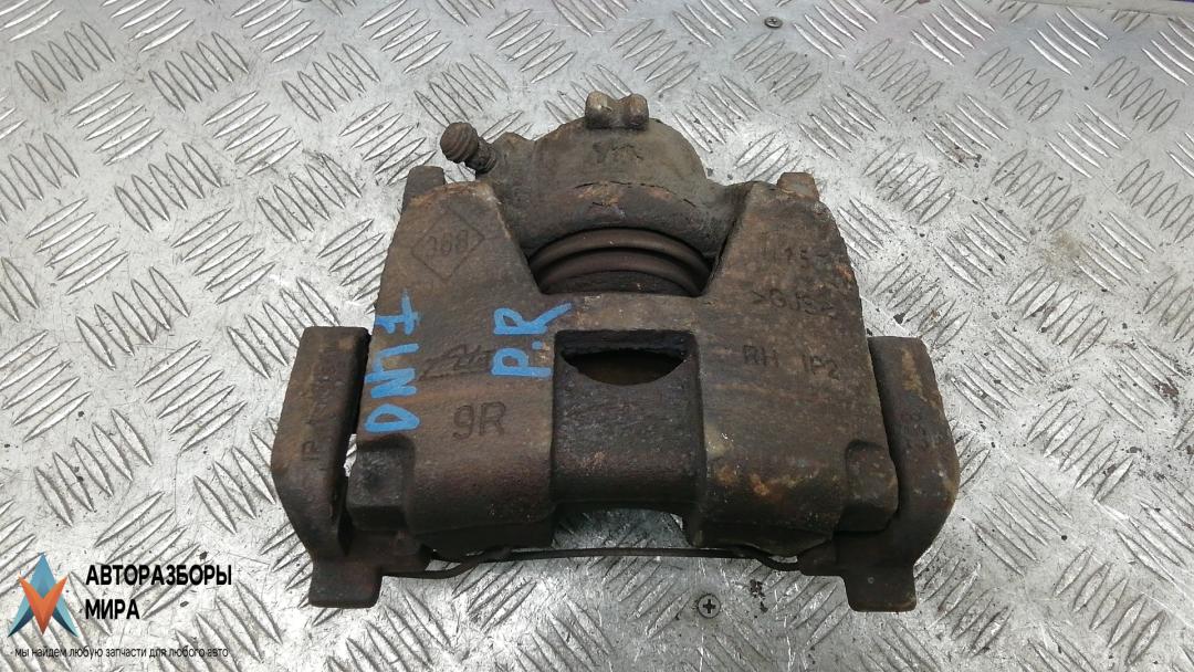 суппорт передний правый Renault Scenic 3 поколение 2011, 1.5 л., дизель, МКПП, минивэн - фото №1