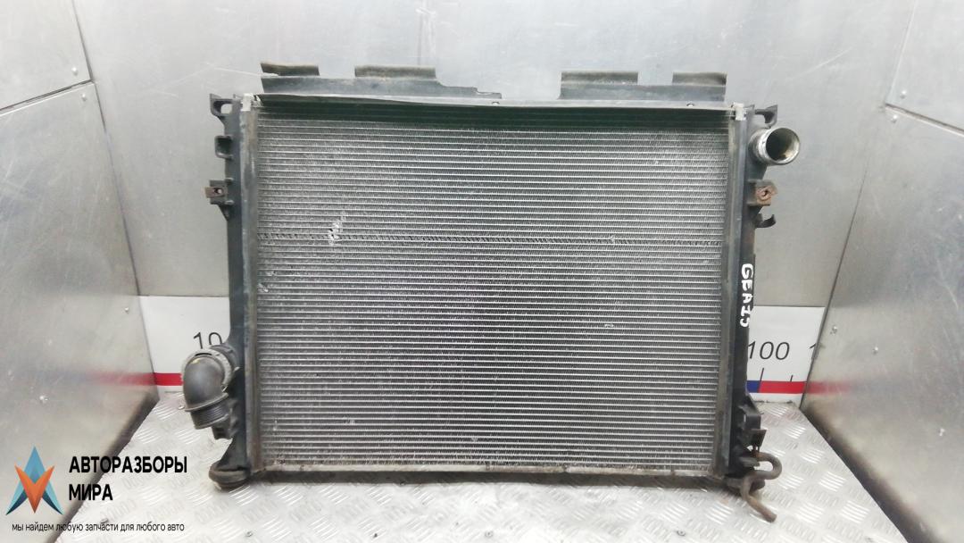 радиатор охлаждения Chrysler 300C 1 поколение 2006, 3.0 л., дизель, АКПП, седан - фото №1