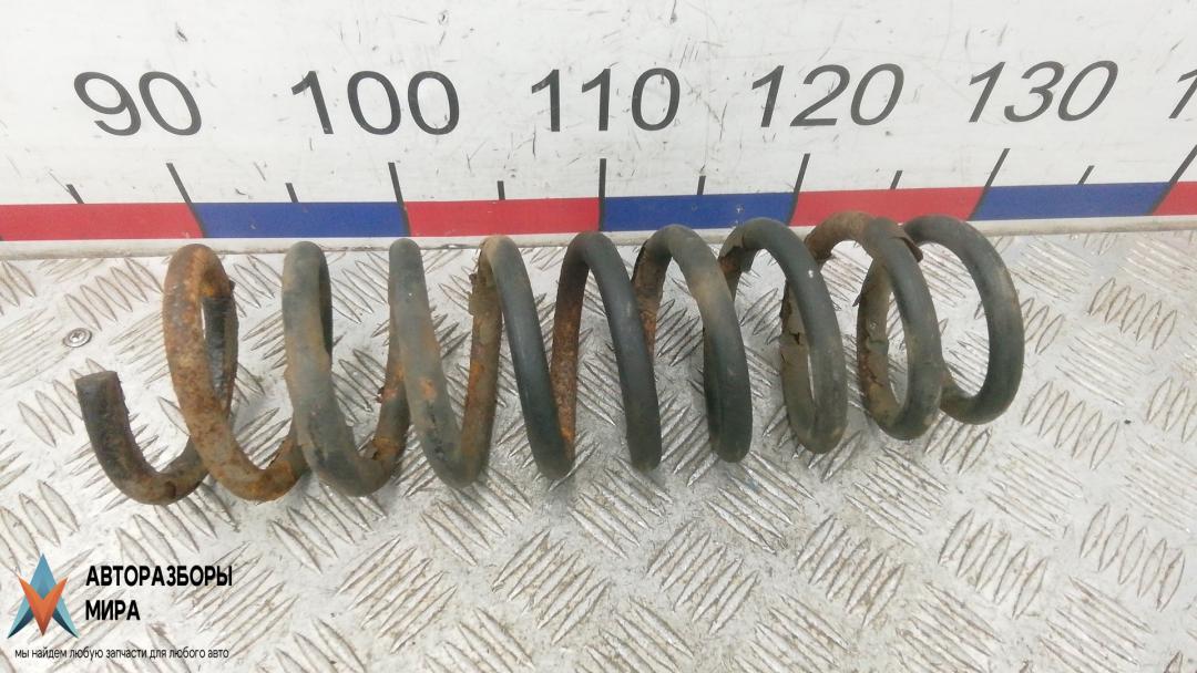 пружина задняя Kia Sportage 3 поколение 2011, 1.7 л., дизель, МКПП, внедорожник 5 дв., 553502Y100 - фото №1