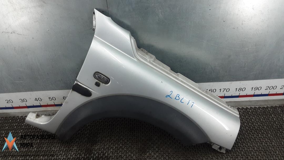 крыло переднее правое Land Rover Freelander 1 поколение 2000, 1.8 л., бензин, МКПП, внедорожник 5 дв. - фото №1