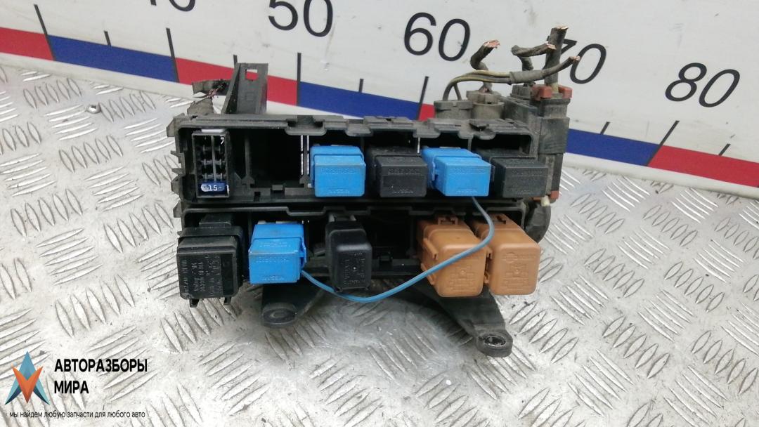 блок предохранителей Nissan Primera P12 2001, 1.8 л., бензин, МКПП, хетчбэк 5 дв., 2438351E01, 243823J100 - фото №1