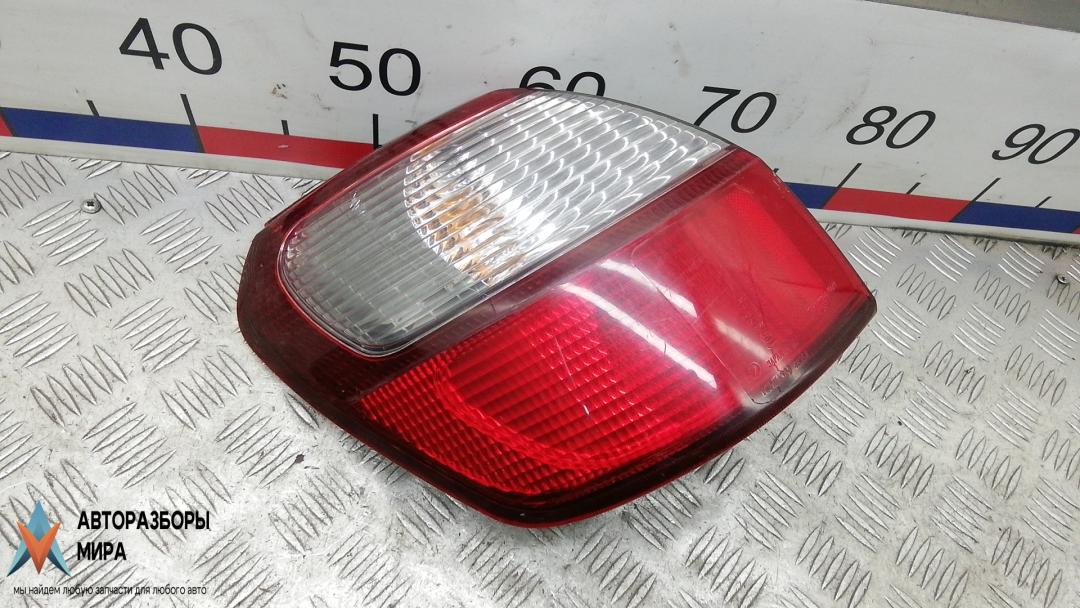 фонарь задний левый Subaru Legacy 3 поколение 2000, 2.0 л., бензин, МКПП, универсал, 84201AE250 - фото №1