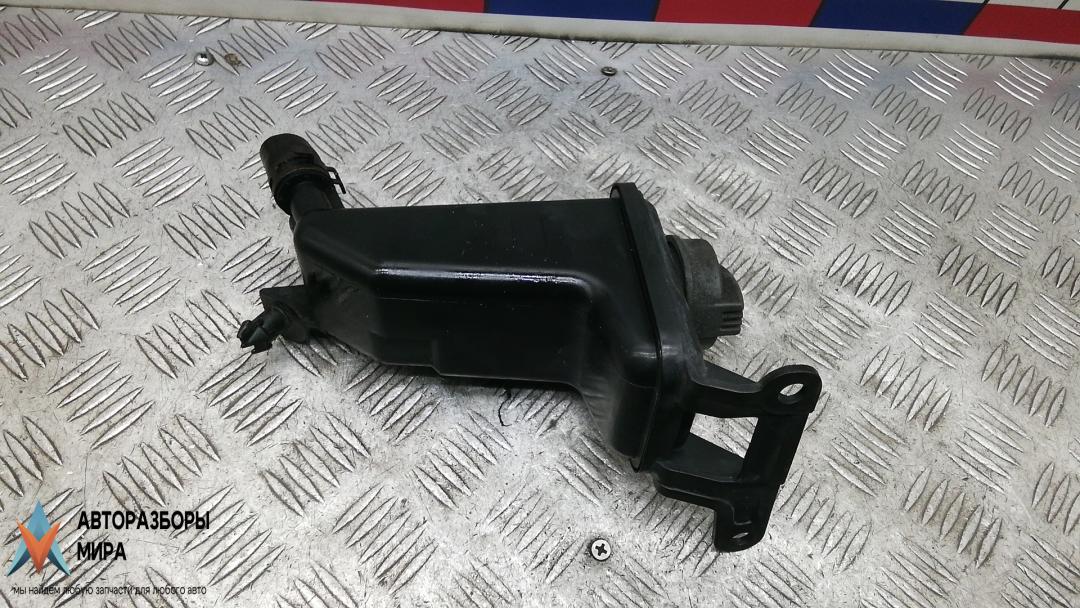 бачок гура Audi A4 B7 2006, 1.9 л., TDi PD, дизель, МКПП, универсал - фото №1