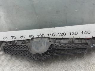 решетка радиатора Toyota Auris 1 поколение 2008, 1.4 л., бензин, МКПП, хетчбэк 5 дв.