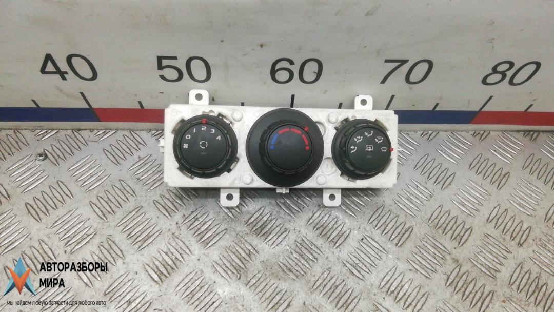 блок управления печки / климат-контроля Renault Master 3 поколение 2012, 2.3 л., дизель, МКПП, микроавтобус, 275700007R - фото №1