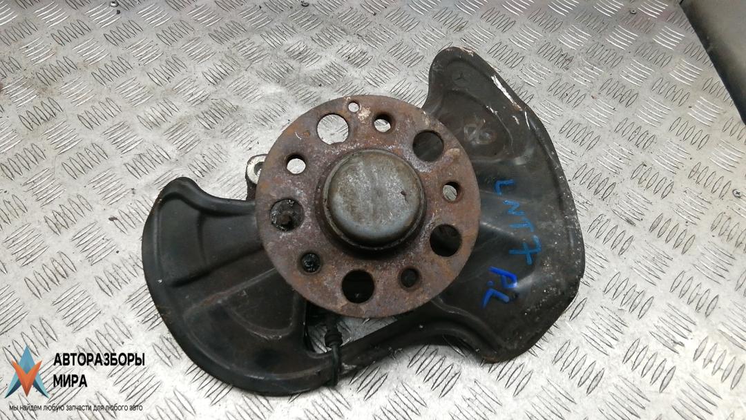 ступица передняя левая Mercedes-Benz C-Класс W204/S204 2008, 1.8 л., бензин, МКПП, седан - фото №1