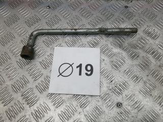 ключ колесный (балонный) Ford Focus 2 поколение 2006, 1.8 л., бензин, МКПП, хетчбэк 5 дв.