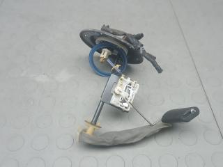 датчик уровня топлива Kia Sportage 2 поколение 2006, 2.0 л., бензин, МКПП, внедорожник 5 дв., 311302E000