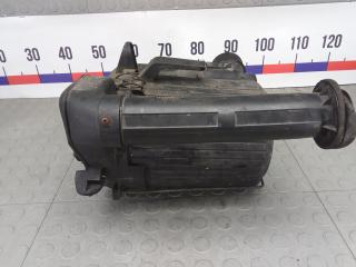 корпус воздушного фильтра Volkswagen Transporter T4 1995, 1.9 л., дизель, МКПП, микроавтобус