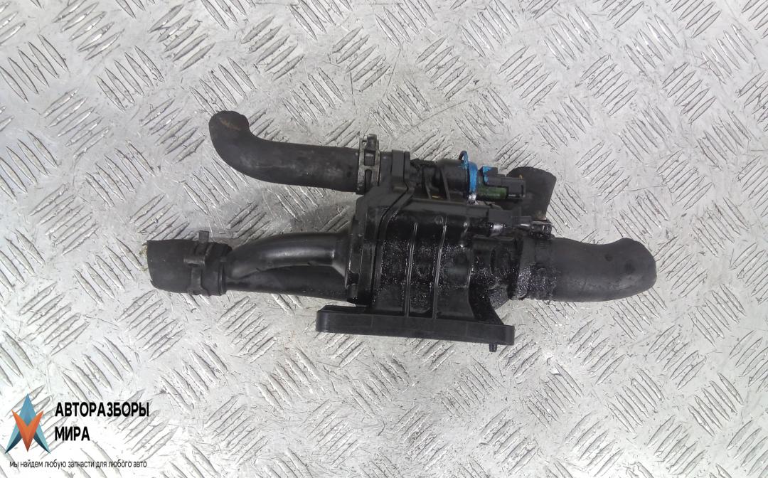 Корпус термостата дизельный Volvo V70 3 поколение 2010, 1.6 л., дизель, МКПП, универсал - фото №1