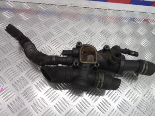 Корпус термостата дизельный Ford Kuga 1 поколение 2009, 2.0 л., TDCi 4x4, дизель, МКПП, внедорожник 5 дв.