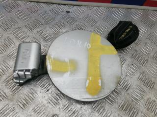 лючок топливного бака Hyundai Santa Fe 2 поколение (CM) 2006, 2.2 л., дизель, МКПП, внедорожник 5 дв.