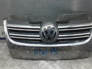 решетка радиатора Volkswagen Jetta 5 поколение 2007, 1.9 л., дизель, МКПП, седан