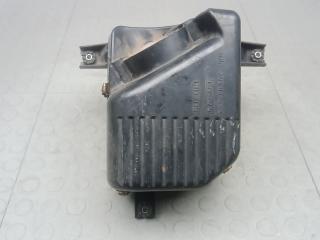 корпус воздушного фильтра Suzuki Grand Vitara 2 поколение [рестайлинг] 2008, 1.9 л., дизель, МКПП, внедорожник 5 дв.