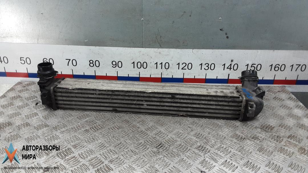 радиатор интеркулера Renault Fluence 1 поколение 2012, 1.5 л., дизель, МКПП, седан - фото №1