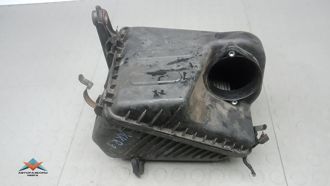 корпус воздушного фильтра Kia Sorento 2 поколение 2011, 2.2 л., дизель, МКПП, внедорожник 5 дв. - фото №1