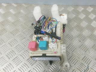 блок предохранителей Toyota Corolla 10 поколение (E140/E150) 2008, 1.4 л., D-4D, дизель, МКПП, седан, 82730-12370, 8B15-1561