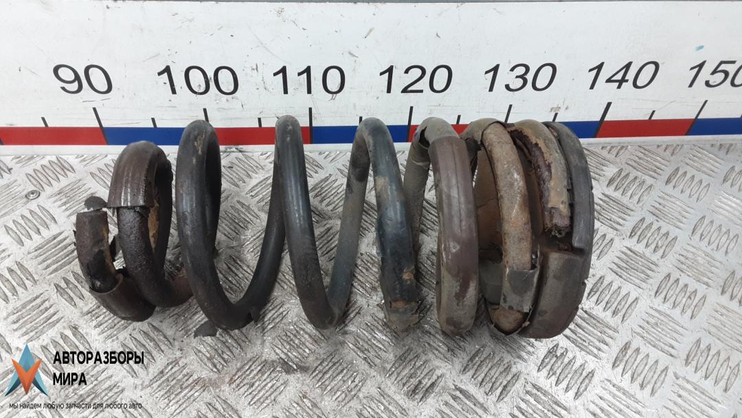 пружина задняя Hyundai H-1 Starex 1997 2009, 2.5 л., дизель, МКПП, минивэн, 551004H100 - фото №1