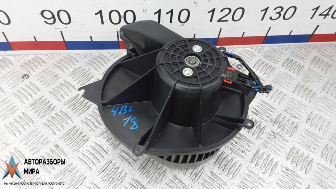 моторчик печки Chrysler 300C 1 поколение 2008, 3.5 л., бензин, АКПП, универсал - фото №1